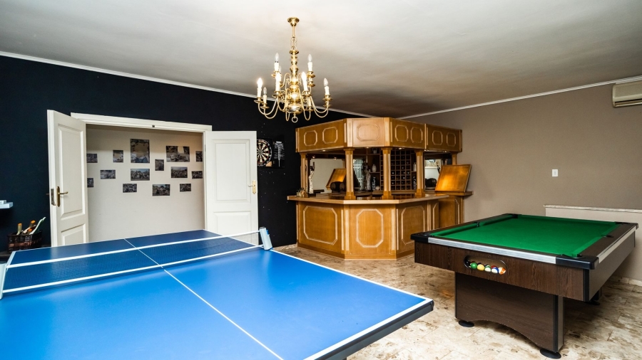 4 Bedroom Property for Sale in Safari Gardens North West